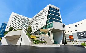 LiT BANGKOK Residence